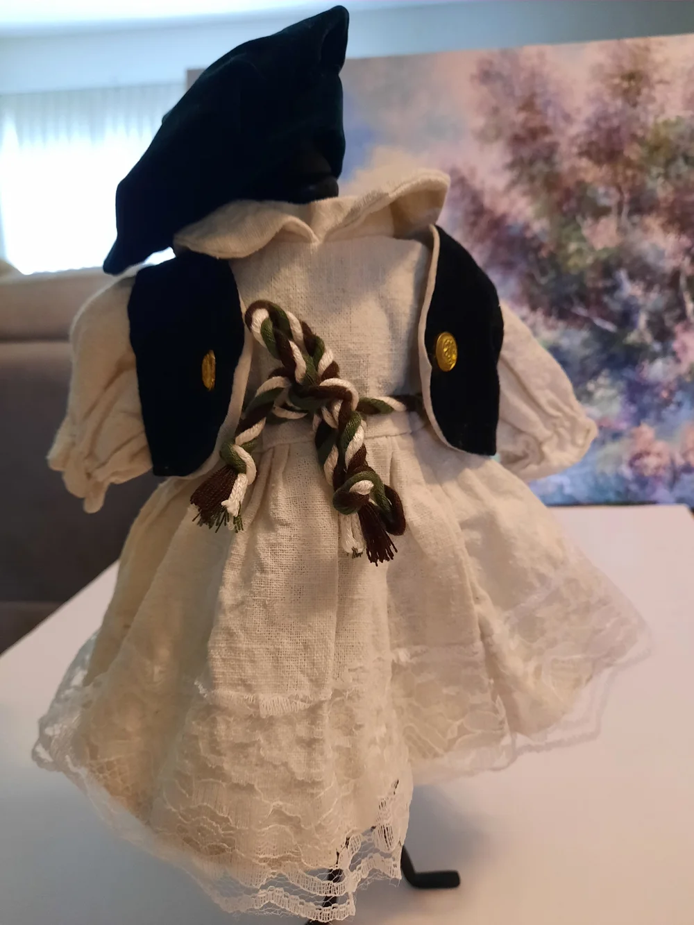 N/A cream lace